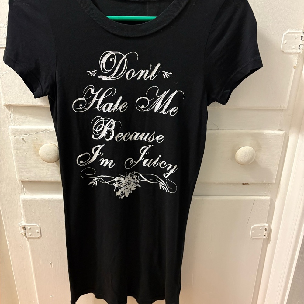 COPY - Black Graphic T-Shirt
Juicy couture